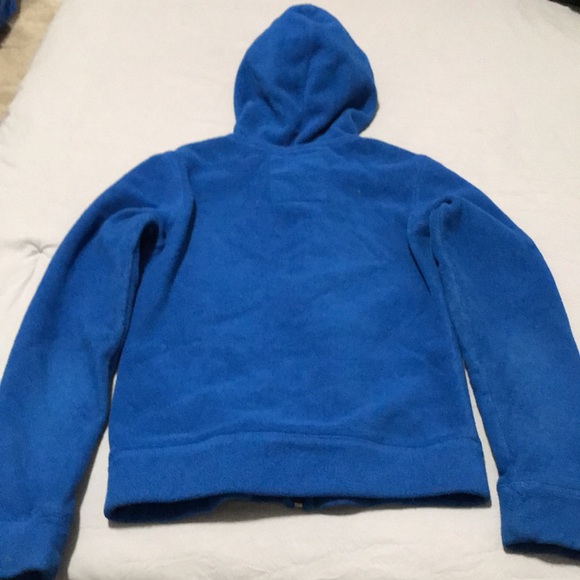 This is a Women small fleece hoodie with front zipper and side pockets. - Picture 4 of 4